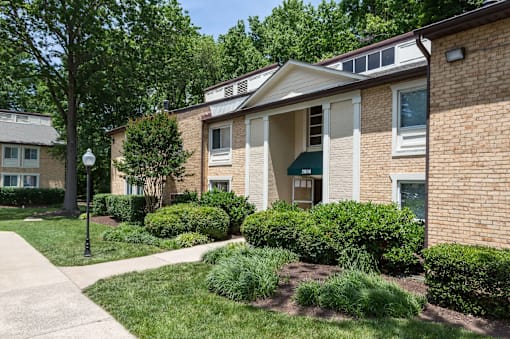 Exterior Of House at Potomac Ridge Apartments, Woodbridge, 22191