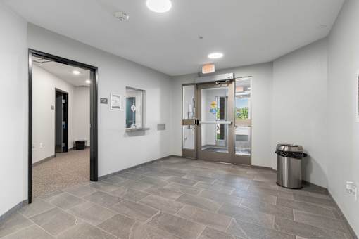the preserve at ballantyne commons office space with hallways and glass doors