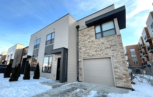 The Ace - East-Side Madison affordable living community with indoor and outdoor amenities. Managed by Wisconsin Management Company