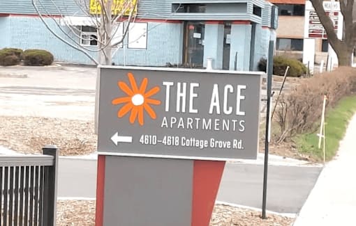 The Ace - East-Side Madison affordable living community with indoor and outdoor amenities. Managed by Wisconsin Management Company
