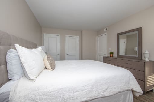 Master Bedroom in Country Club Apartments in Williamsburg VA 