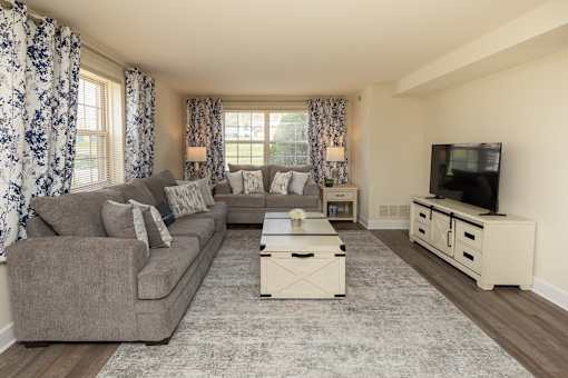 Living Room at Chapel Valley Townhomes, Nottingham
