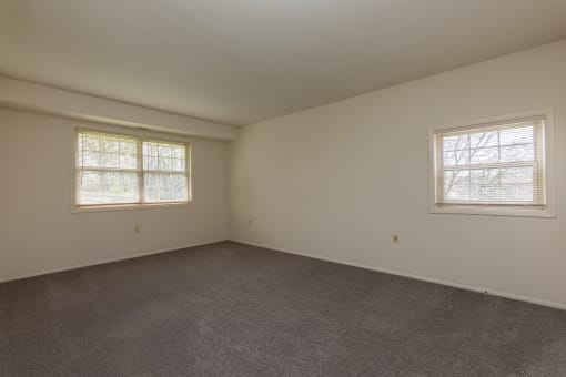 Updated Bedroom at Seminary Roundtop Apartments, Lutherville