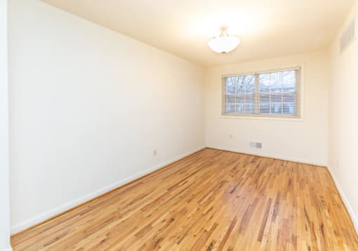 Bright master bedroom at Foxridge Townhomes, Baltimore Maryland