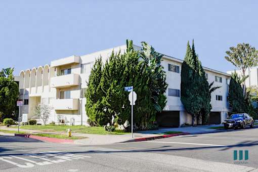 Street View of Ohio Sawtelle by WIseman
