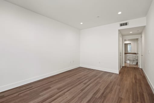 Bedroom with Closet and Bathroom