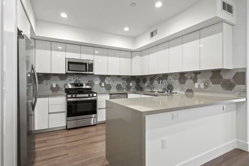Spacious Kitchen with Breakfast Bar