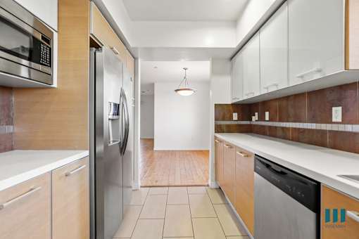 Full-Size Kitchen with Energy-Efficient Appliances