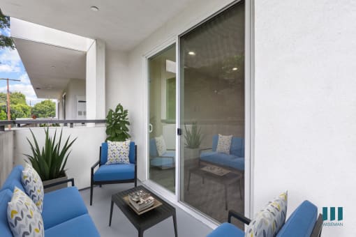 Spacious Patio