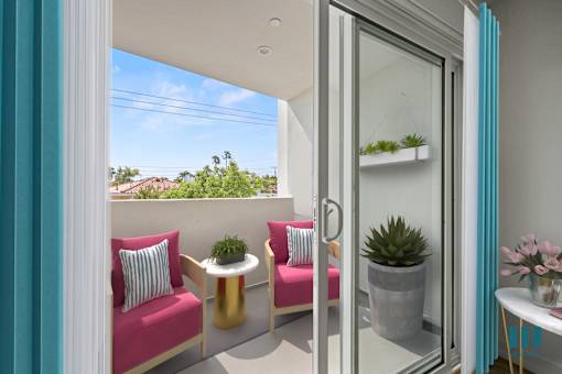 Large-Size Patio