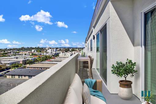 Spacious Patio