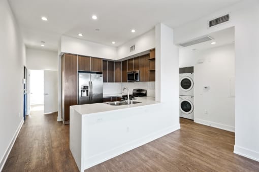Open-Concept Floor Plans with In-Suite Washer & Dryer