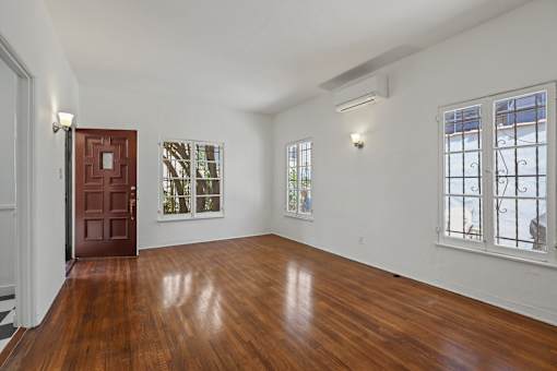 Living Room Area with Hardwood Floors and Lots of Natural Light