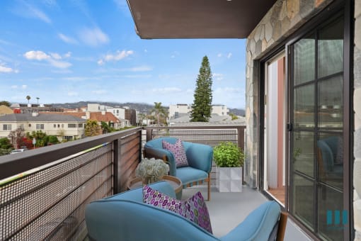 Spacious Patio
