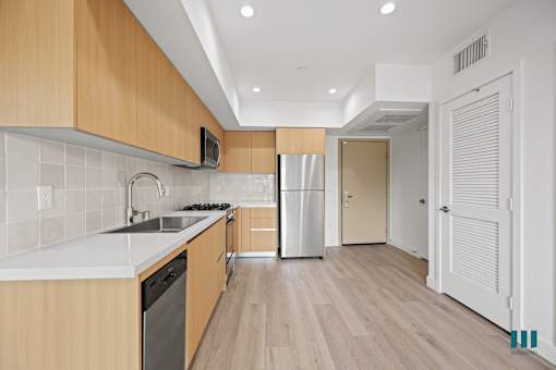 Spacious Full Size Kitchen at Venice Wave by Wiseman, Venice, California
