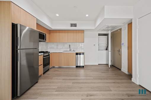 Fully Equipped Eat-In Kitchen at Venice Wave by Wiseman, Venice