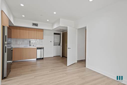 Efficient Appliances In Kitchen at Venice Wave by Wiseman, Venice, 90291