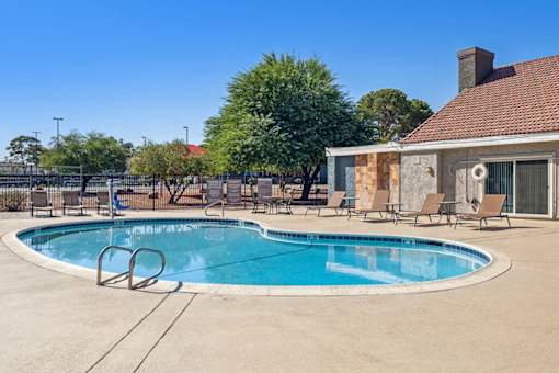 Pool and Leasing at Woodcreek Apartments in Las Vegas NV