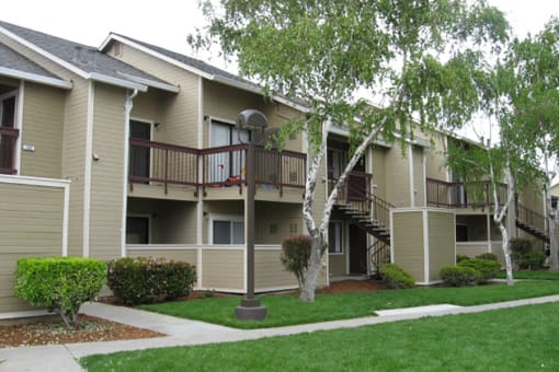 outside walkway at Riverstone Apartments in Antioch, CA