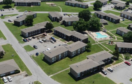 Plaza Hill East Complex