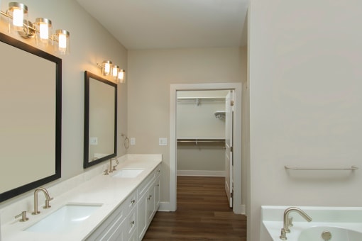 Columbus Pointe Bath