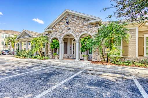links at pebble creek leasing office