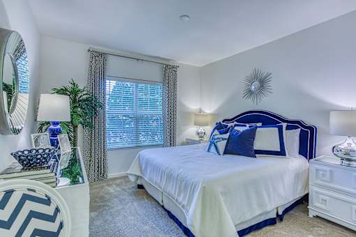 links at pebble creek bedroom