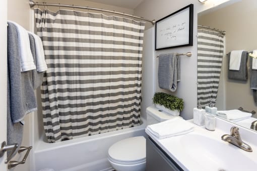 Highland Grand Apartments