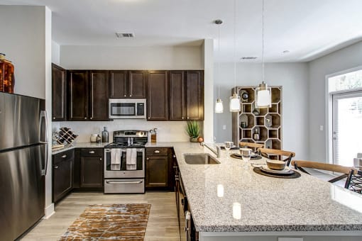 1824defoor-kitchen