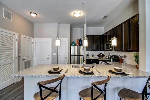 1824defoor-kitchen