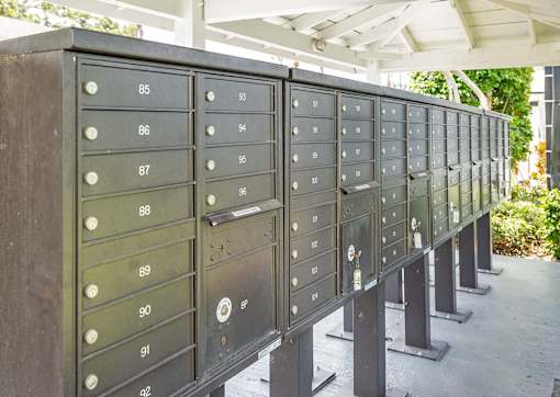 Package Lockerl at Fountains of Largo, Largo, 33774