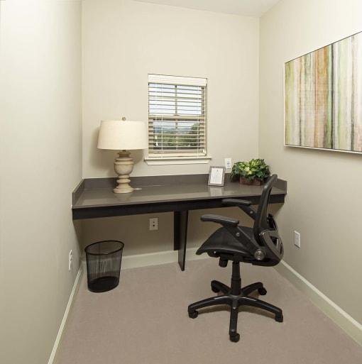 Computer Nook at Greystone Pointe, Knoxville, Tennessee