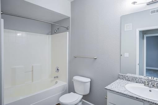 STETSON RIDGE BATHROOM