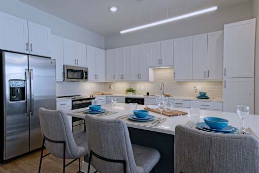 the rise kitchen