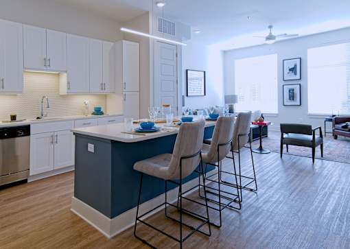 the rise kitchen