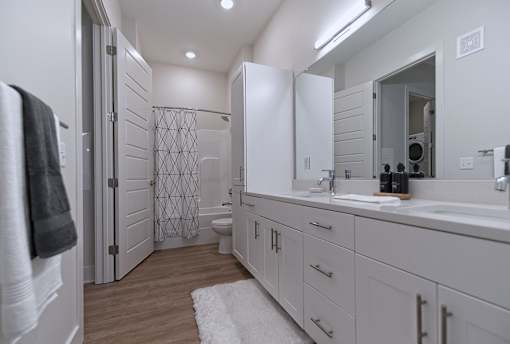 the rise bathroom