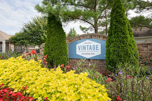 Vintage Creekwood Park Signage