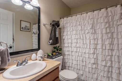 Bath at Bayberry Cove, Bellbrook, Ohio