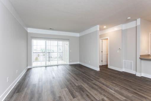 Bright Unfurnished Room at Dooley's Orchard, Lewis Center
