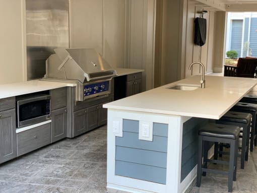 Outdoor Kitchen at The Flats at Summit Station, South Park, PA, 15129