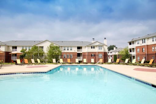 Swimming Pool and Sundeck at Fieldstone at Glenwood Crossing, Cincinnati