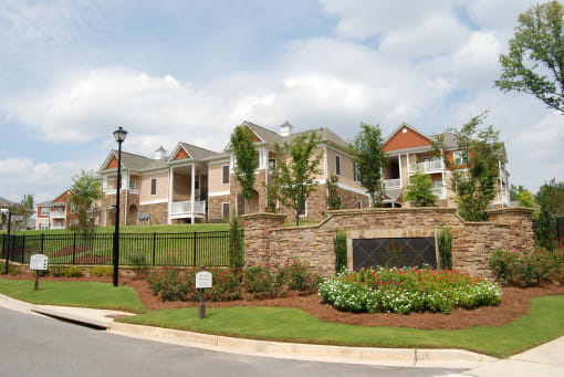 Entrance at Stone Ridge Apartment Homes, Mobile, AL