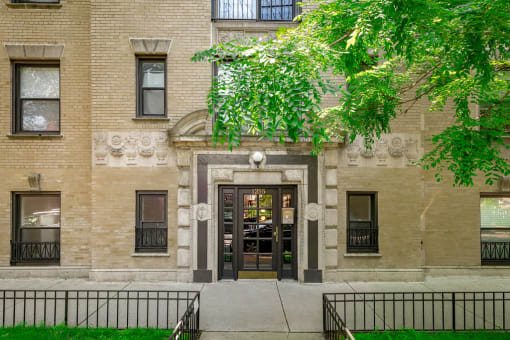 1255 Bryn Mawr