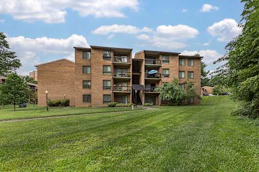 Greenspace Walking Trails at The Apartments at The Sycamores, Reston, Virginia