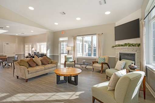 Large Clubhouse With Ample Sitting And Television at The Apartments at Elmwood Terrace, Maryland