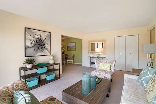 Welcome To Independent And Assisted Living at The Apartments at Elmwood Terrace, Frederick, MD