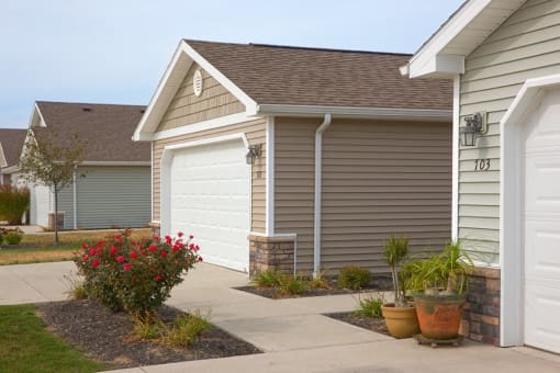 Lake Orion MI Apartment Rentals Redwood Waterstone At Village Square Exterior Front