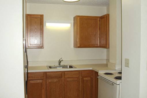 Westchester Park Apartments – Kitchen - Dining – Appliances Included – Electric Range - Storage - 24 Hour Emergency Maintenance – Handrails – Pull Cord - On-site Laundry - Storage - Ask for a Tour – P