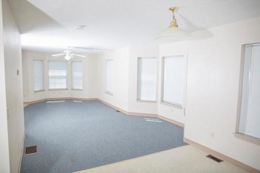 Ellicott Homes – Living Room - Buffalo Area – Appliances Included - 24 Hour Emergency Maintenance – Carpeting - Large Closets – Ask for a Tour -- Cable Ready - Extra Storage - Handicap Accessible - Af