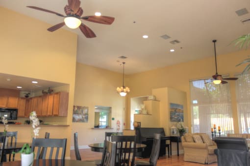 Dining at CASTAIC LAKE SENIOR VILLAGE, Castaic, CA 91384